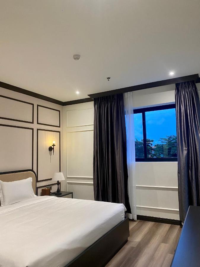 Khach San Robin Gia Nghia Hotel Exterior photo